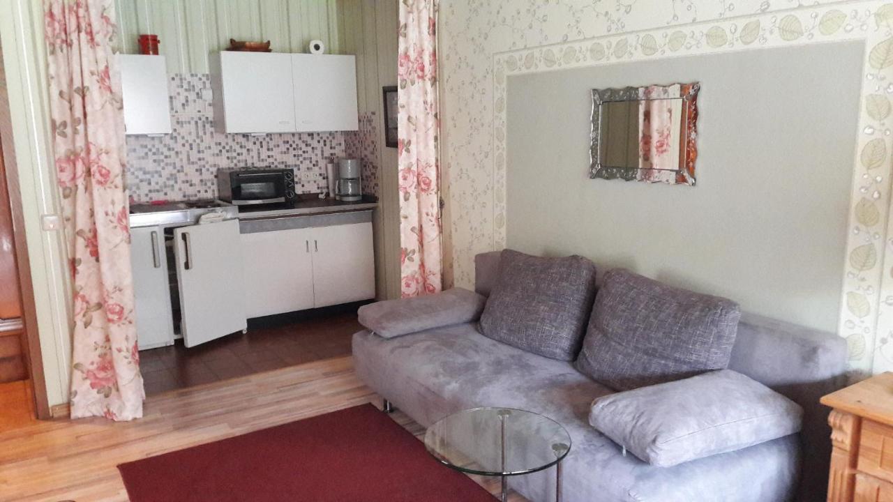 Maring-Noviand Pension Waldfrieden מראה חיצוני תמונה