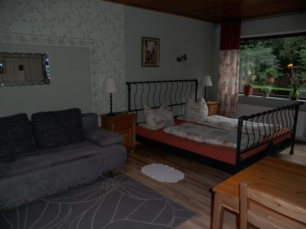 Maring-Noviand Pension Waldfrieden חדר תמונה