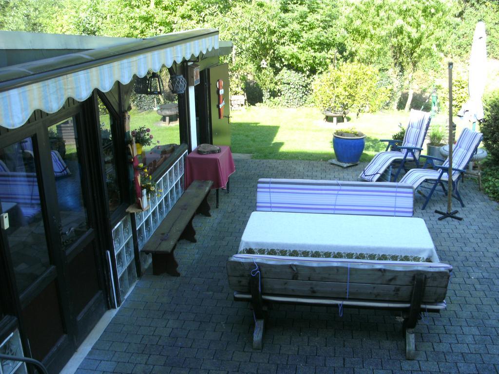 Maring-Noviand Pension Waldfrieden מראה חיצוני תמונה