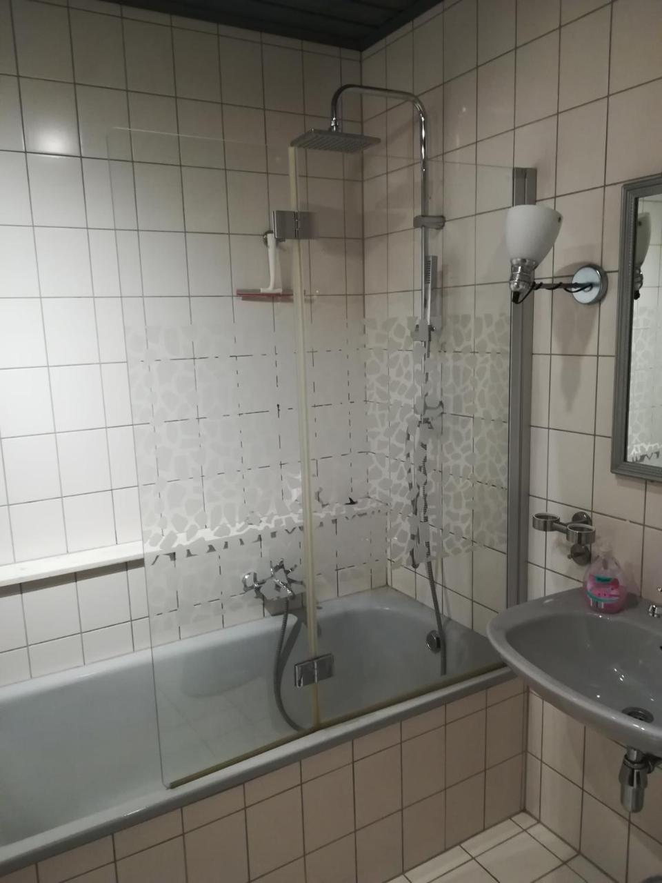 Maring-Noviand Pension Waldfrieden מראה חיצוני תמונה